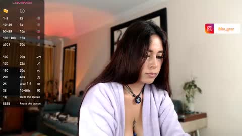 Snapshot of mia_gutierrez_ chatting on July 18, 10:57 pm MIA online show from July 18, 10:57 pm