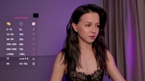 Snapshot of mia_hetty chatting on May 8, 3:06 pm Mia online show from May 8, 3:06 pm