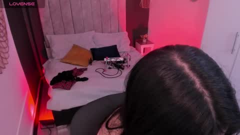 Val  online show from March 20, 7:30 pm