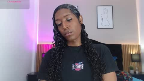 Snapshot of mia_kheleer chatting on February 13, 5:42 pm Mia online show from February 13, 5:42 pm