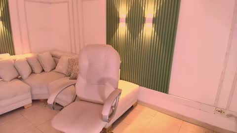 Mia Lane online show from March 26, 8:58 pm