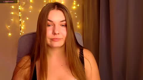 mia_lemm online show from September 16, 8:15 am