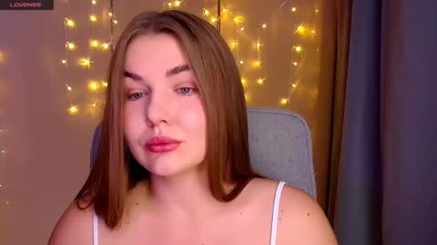 mia_lemm online show from September 22, 8:05 am