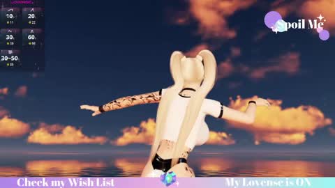 Mia online show from February 28, 7:04 pm