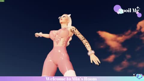 Mia online show from April 5, 7:11 pm