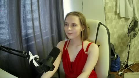 Snapshot of mia_liss_ chatting on May 28, 2:58 pm Mia online show from May 28, 2:58 pm