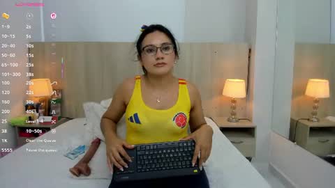 Mia Mercier online show from June 23, 11:30 am