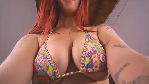 Snapshot of mia_millers2311 chatting on June 25, 3:27 pm mia independent model online show from June 25, 3:27 pm