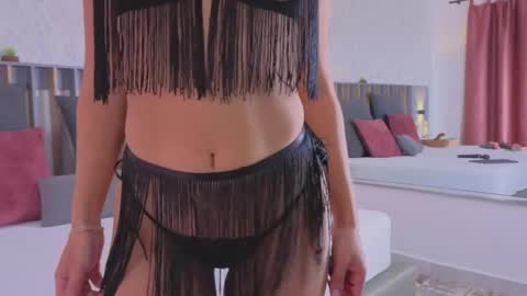 Snapshot of mia_oceann chatting on May 15, 1:18 pm MIa online show from May 15, 1:18 pm