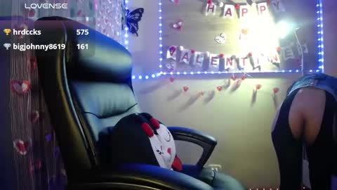 Snapshot of mia_petitebaby chatting on February 27, 2:53 am  Ma  online show from February 27, 2:53 am