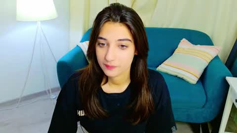 Mia online show from February 26, 3:11 pm