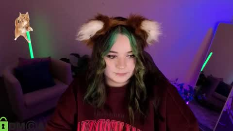 Mia online show from March 26, 1:11 am