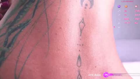 Mia Reeves online show from November 26, 6:53 pm