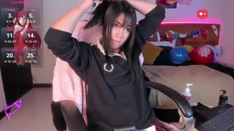 Snapshot of mia_rousseau chatting on July 10, 3:44 am MIA online show from July 10, 3:44 am