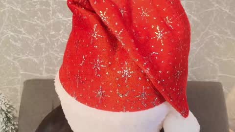 Snapshot of mia_roux13 chatting on December 28, 12:15 am Mia Roux online show from December 28, 12:15 am