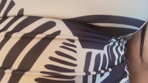 Snapshot of mia_roux13 chatting on February 15, 7:06 pm Mia Roux online show from February 15, 7:06 pm