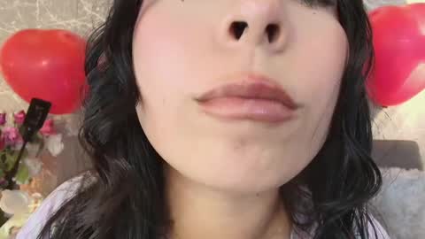 Snapshot of mia_roux13 chatting on February 16, 10:10 pm Mia Roux online show from February 16, 10:10 pm