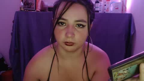 mia_smithl online show from February 1, 1:34 am
