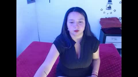 mia_smithl online show from October 27, 3:10 am