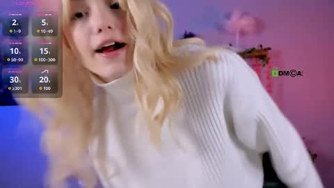 Snapshot of mia_starrr_ chatting on January 16, 10:30 am mia_starrr_ online show from January 16, 10:30 am