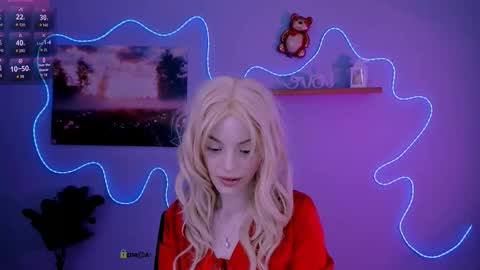 Snapshot of mia_starrr_ chatting on March 3, 8:37 pm mia_starrr_ online show from March 3, 8:37 pm