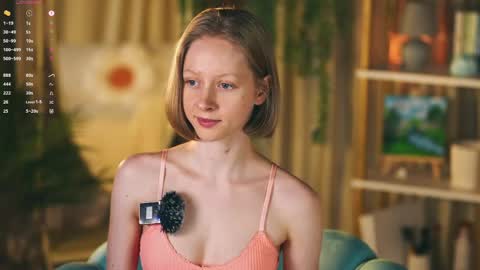 Snapshot of mia_vebes chatting on May 11, 6:05 pm Mia online show from May 11, 6:05 pm