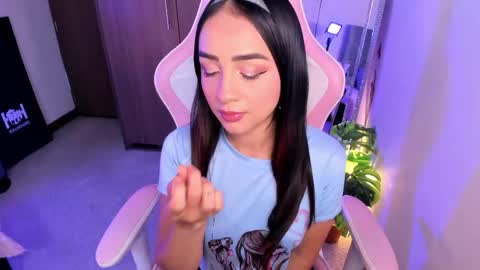 Snapshot of miaa_06 chatting on April 16, 2:34 am mia nicolle online show from April 16, 2:34 am