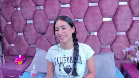 miaa_davis_ online show from February 6, 2:27 am