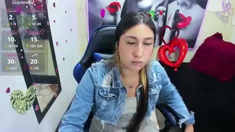 Snapshot of miaa_scott chatting on June 13, 7:34 pm online show from June 13, 7:34 pm
