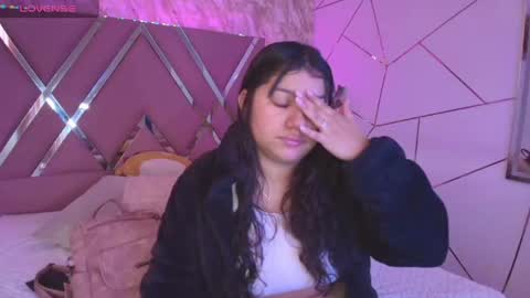 Snapshot of miaa_smiith1 chatting on December 19, 11:29 am miaa_smiith1 online show from December 19, 11:29 am