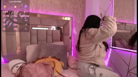 Snapshot of miaa_smiith1 chatting on January 10, 11:43 am miaa_smiith1 online show from January 10, 11:43 am