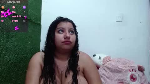 Snapshot of miaa_smiith1 chatting on November 11, 10:04 am miaa_smiith1 online show from November 11, 10:04 am