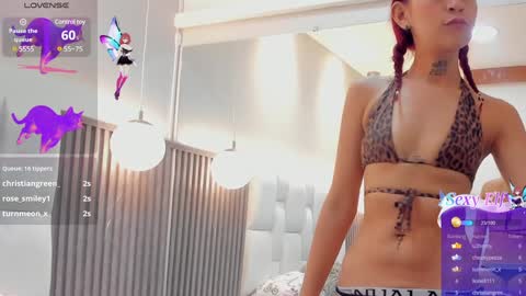 Snapshot of miaa_sofiaa chatting on February 4, 11:06 pm mia sofia online show from February 4, 11:06 pm