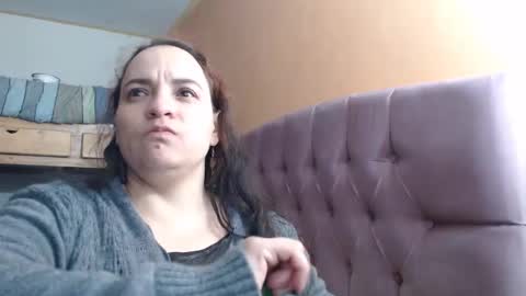 Snapshot of miaabrownn chatting on January 5, 11:44 pm MIA online show from January 5, 11:44 pm