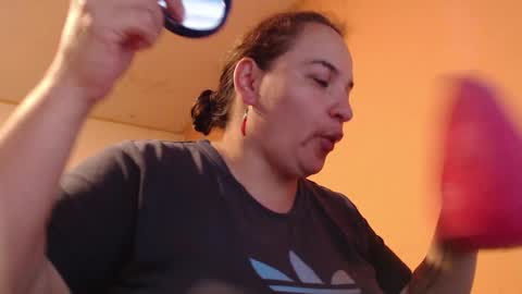 Snapshot of miaabrownn chatting on February 4, 7:11 pm MIA online show from February 4, 7:11 pm