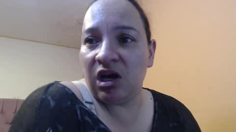 Snapshot of miaabrownn chatting on February 11, 6:44 pm MIA online show from February 11, 6:44 pm