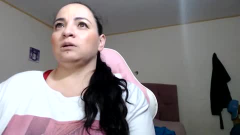 Snapshot of miaabrownn chatting on September 9, 9:47 pm MIA online show from September 9, 9:47 pm