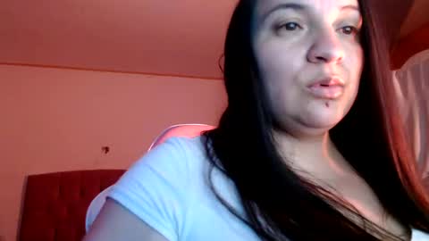 Snapshot of miaabrownn chatting on September 20, 3:29 am MIA online show from September 20, 3:29 am