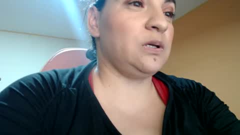 Snapshot of miaabrownn chatting on October 3, 10:29 pm MIA online show from October 3, 10:29 pm