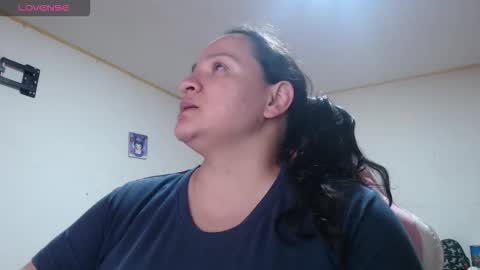 Snapshot of miaabrownn chatting on January 12, 12:38 am MIA online show from January 12, 12:38 am