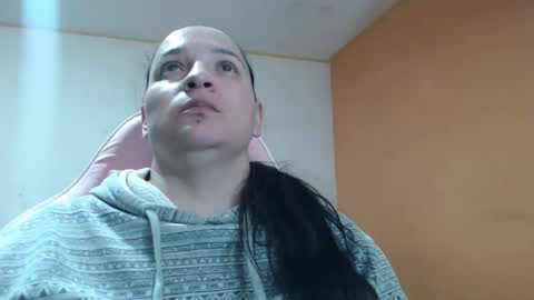 Snapshot of miaabrownn chatting on February 4, 8:58 pm MIA online show from February 4, 8:58 pm