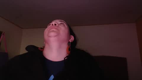 Snapshot of miaabrownn chatting on February 11, 3:22 am MIA online show from February 11, 3:22 am