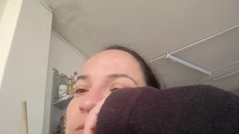 Snapshot of miaabrownn chatting on February 25, 7:23 pm MIA online show from February 25, 7:23 pm