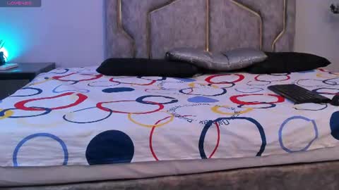 miaakittyy online show from July 11, 11:35 am