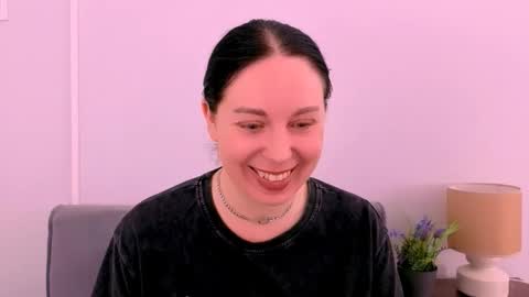 Snapshot of miaalluring chatting on April 30, 2:34 pm Mia online show from April 30, 2:34 pm