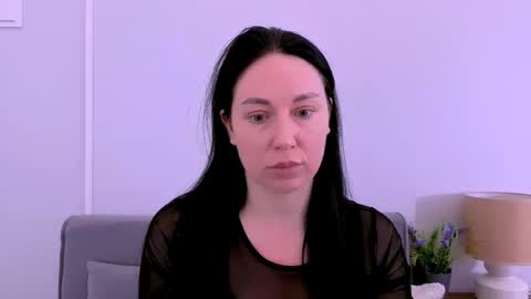 Snapshot of miaalluring chatting on May 13, 3:20 pm Mia online show from May 13, 3:20 pm