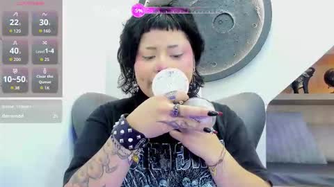 Snapshot of miaamane chatting on February 16, 12:56 pm Mia online show from February 16, 12:56 pm
