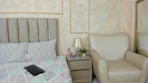 Snapshot of miaasummer chatting on February 11, 11:37 am Miaasummer online show from February 11, 11:37 am