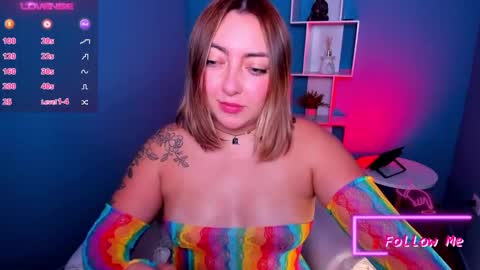 Snapshot of miaawild chatting on January 24, 11:02 pm Andrea online show from January 24, 11:02 pm