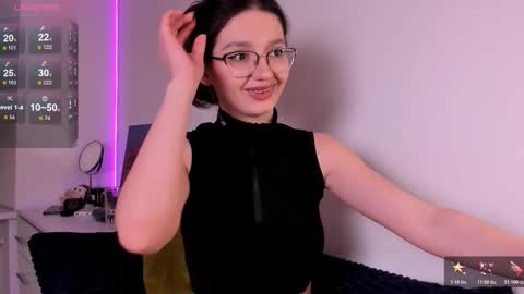 mia online show from March 5, 7:21 pm